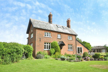 1.1 acres of Farmhouse for sale in Gilston