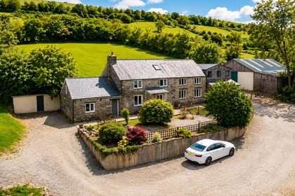 14 acres of Equestrian property for sale in Llanycrwys
