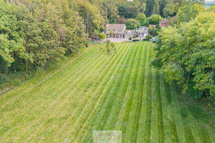 1.6 acres of House with Land for sale in Thorpe Salvin