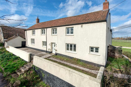 1 acre of Farmhouse for sale in North Petherton