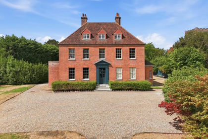 1 acre of House with Land for sale in Writtle