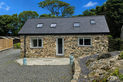 Barn Conversion for sale in Bodffordd