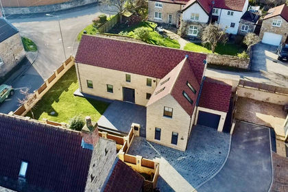 Land for sale in Laughton-en-le-Morthen