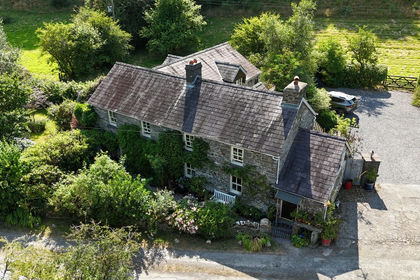13 acres of Smallholding for sale in Carmarthen