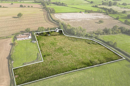 5.3 acres of House with Land for sale in Long Lawford