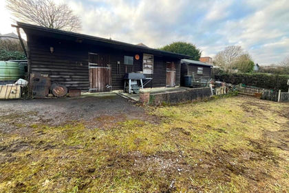 Workshop for sale in Wartling