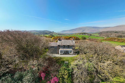 1.3 acres of House with Land for sale in Millom Without