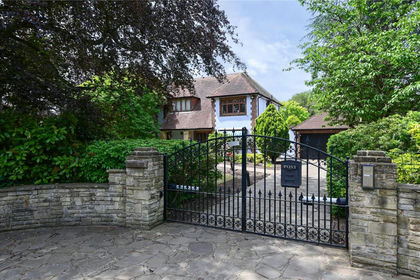 1 acre of House with Land for sale in Spelthorne