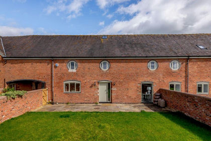 Barn Conversion for sale in Faddiley