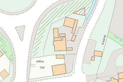 Land for sale in Pontllanfraith