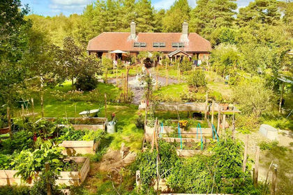 Barn Conversion for sale in St. Leonards and St. Ives