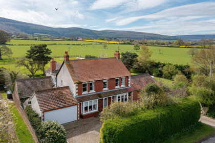 1.1 acres of House with Land for sale in Carlton