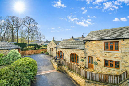 Land for sale in Wakefield and Rothwell