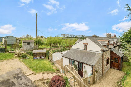1.5 acres of House with Land for sale in Broadwindsor