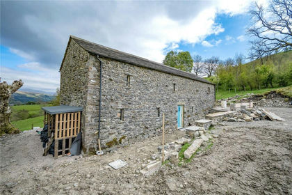 Farmhouse for sale in Dent