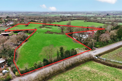 8.2 acres of Agricultural Land for sale in Whitchurch Urban