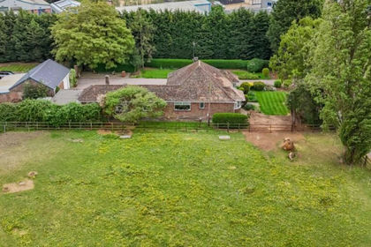 2.5 acres of House with Land for sale in Whittlesey