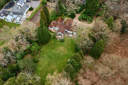 1.8 acres of House with Land for sale in Runnymede and Weybridge