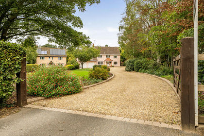 1 acre of House with Land for sale in Tuddenham