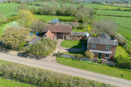 1.4 acres of House with Land for sale in Inkberrow