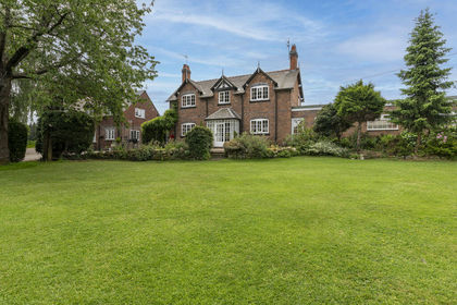 1.6 acres of Farmhouse for sale in Llay