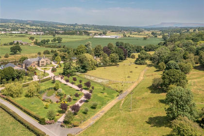 17 acres of House with Land for sale in Ribchester