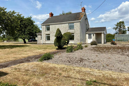 4.8 acres of House with Land for sale in Goldcliff
