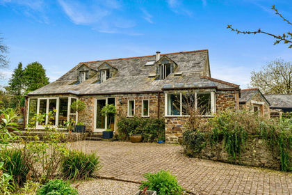 1 acre of Barn Conversion for sale in St. Kew