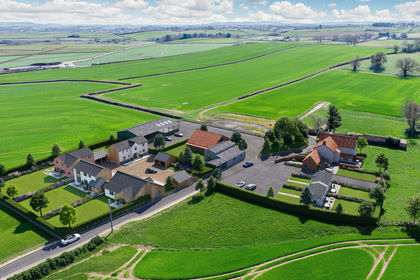 6.5 acres of Farmhouse for sale in Bridgwater