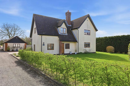 2.3 acres of Country Home for sale in Nedging-with-Naughton