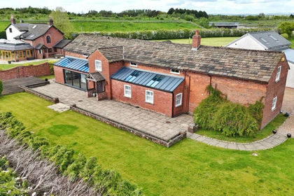 Barn Conversion for sale in Poynton with Worth