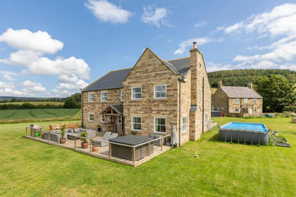 46 acres of Agricultural Land for sale in Knayton with Brawith