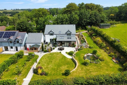 1.2 acres of House with Land for sale in Bridestowe