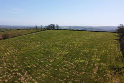 8.9 acres of Pasture for sale in Ivybridge