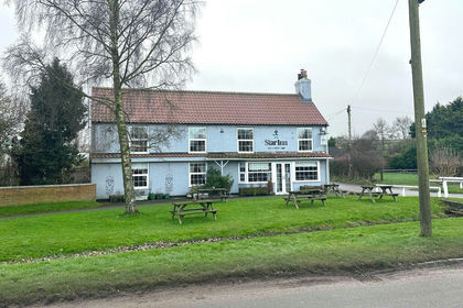 Pub for sale in Weaverthorpe