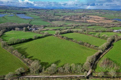 9.8 acres of Pasture for sale in South Brent
