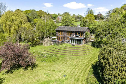 3 acres of House with Land for sale in Henfield
