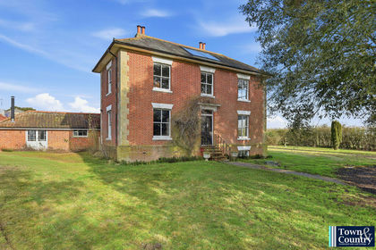 6.4 acres of Agricultural Land for sale in Weeley