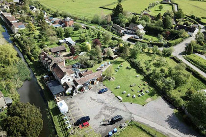 Commercial Land for sale in Fretherne with Saul