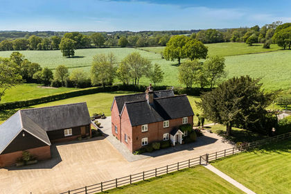 11 acres of Cottage for sale in Whiteparish