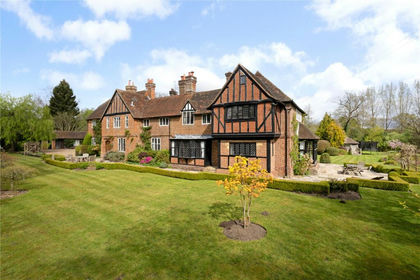 12 acres of Agricultural Land for sale in Pirbright