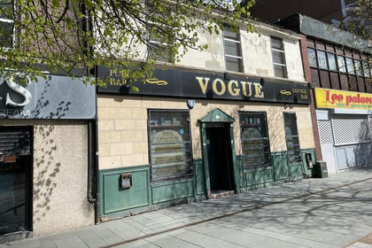 Pub for sale in Rutherglen