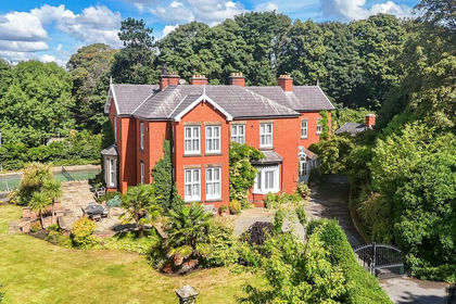 1 acre of House with Land for sale in Parbold