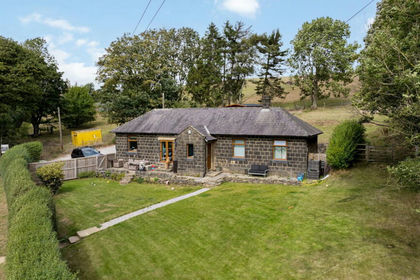 1 acre of House with Land for sale in Leeds North West