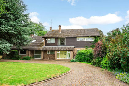 1.2 acres of House with Land for sale in Rushton