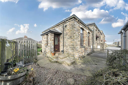 Cottage for sale in Kirkburton