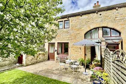 Cottage for sale in Addingham
