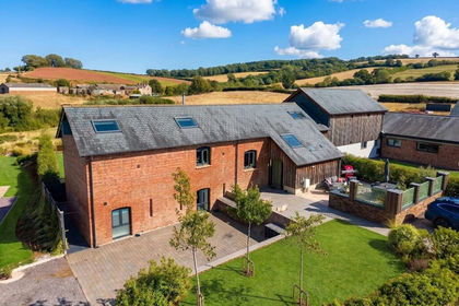Barn Conversion for sale in Crediton Hamlets