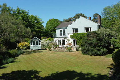 1.6 acres of House with Land for sale in Farnham