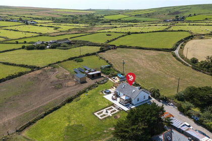 3.5 acres of House with Land for sale in Madron